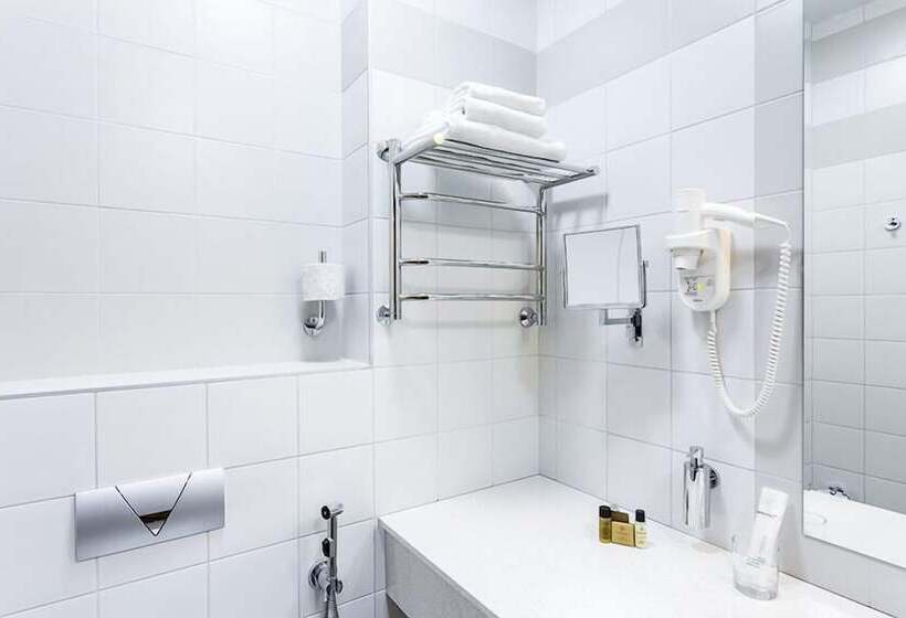 בית מלון כפרי Alpha Business