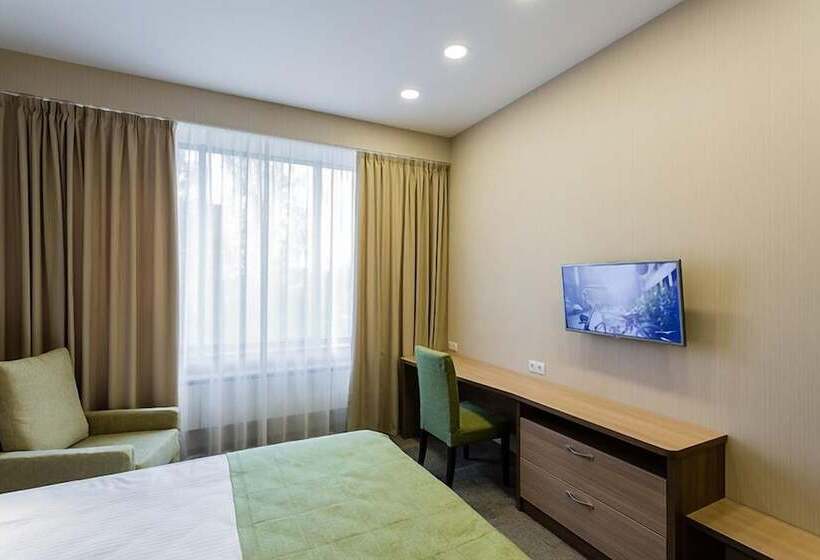 בית מלון כפרי Alpha Business