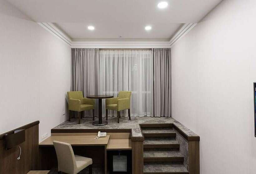 בית מלון כפרי Alpha Business