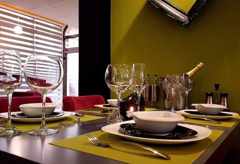 هتل Apart Kalonis