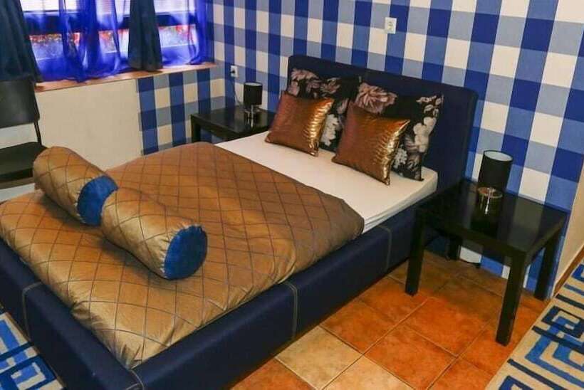 هتل Apart Kalonis