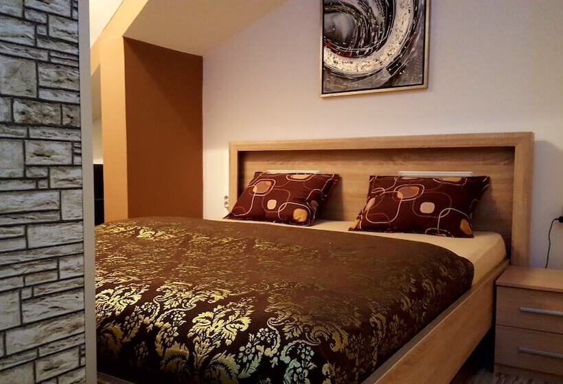 هتل Apart Kalonis