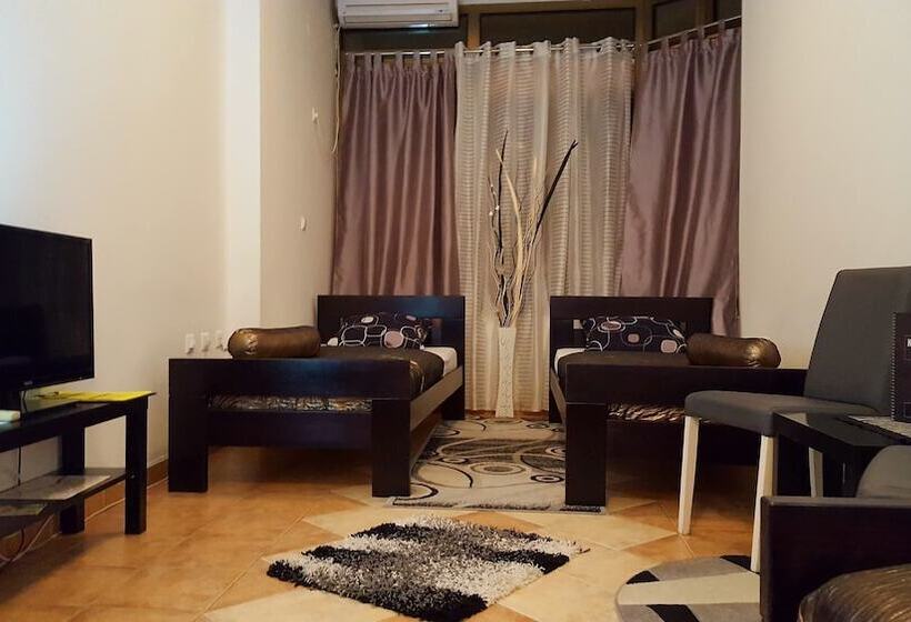 هتل Apart Kalonis