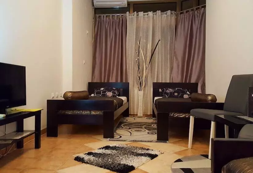 هتل Apart Kalonis