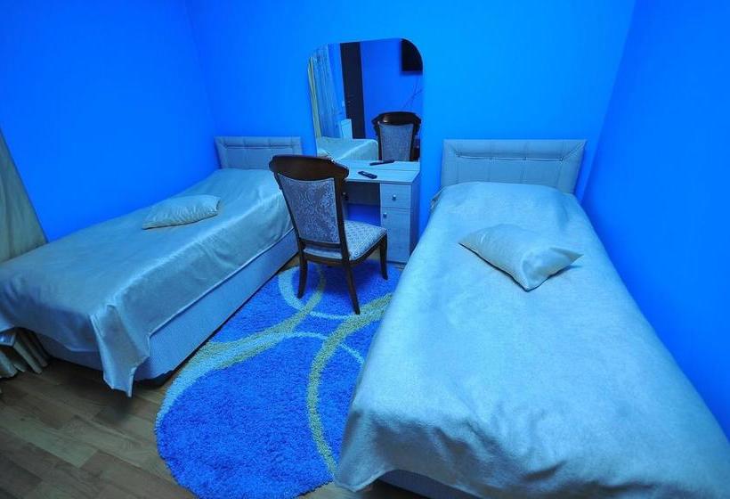 هتل Black Sea House