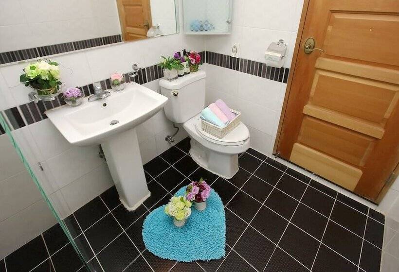 ホテル Castle In The Forest