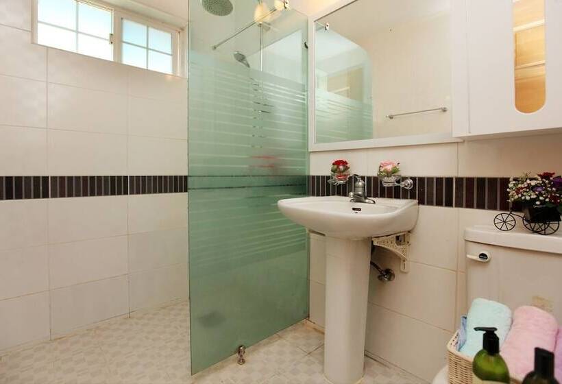 ホテル Castle In The Forest