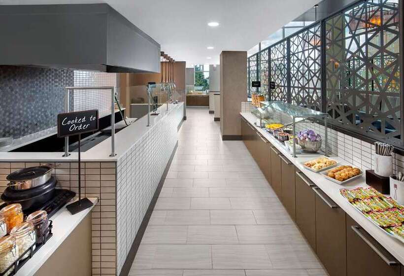 酒店 Embassy Suites By Hilton Charlotte Uptown 