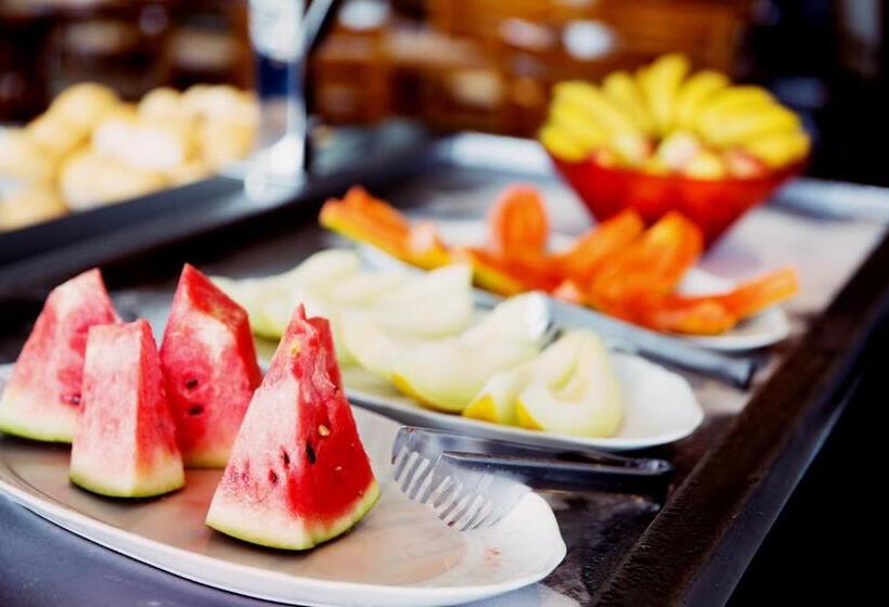 فندق Gálatas Golden