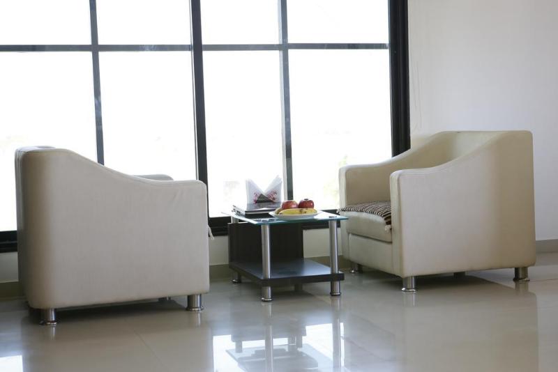 هتل J R Avezika Comfort