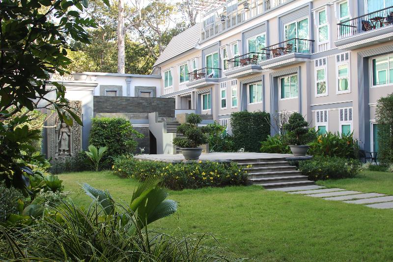 Отель J7 Angkor