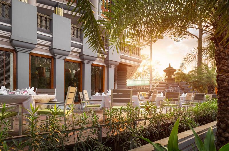 Отель J7 Angkor