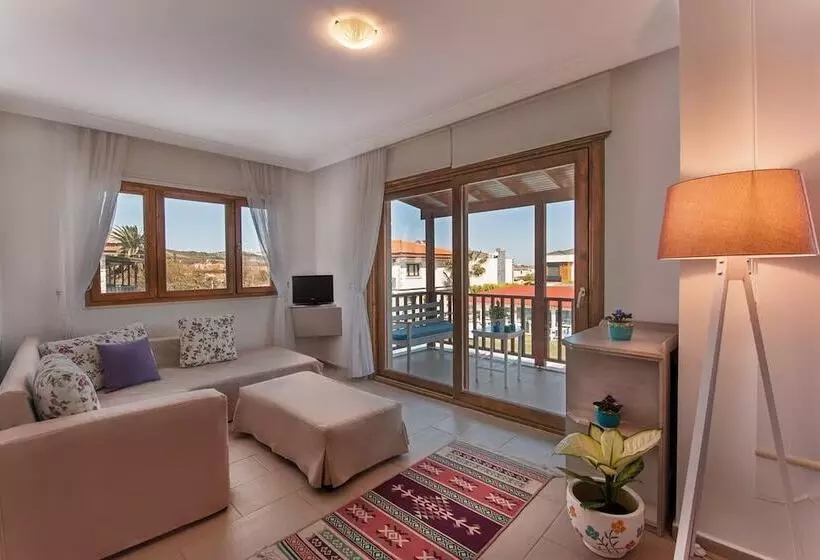 ホテル Mara Bahçe Alaçatı