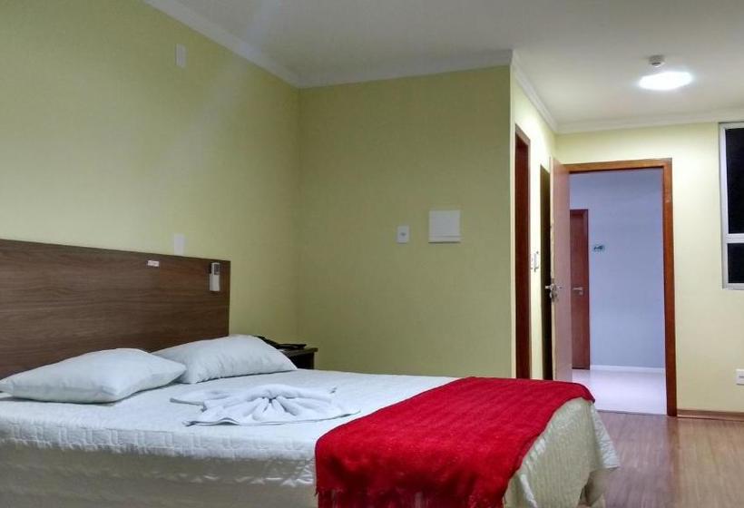 ホテル Pousada Coqueiral