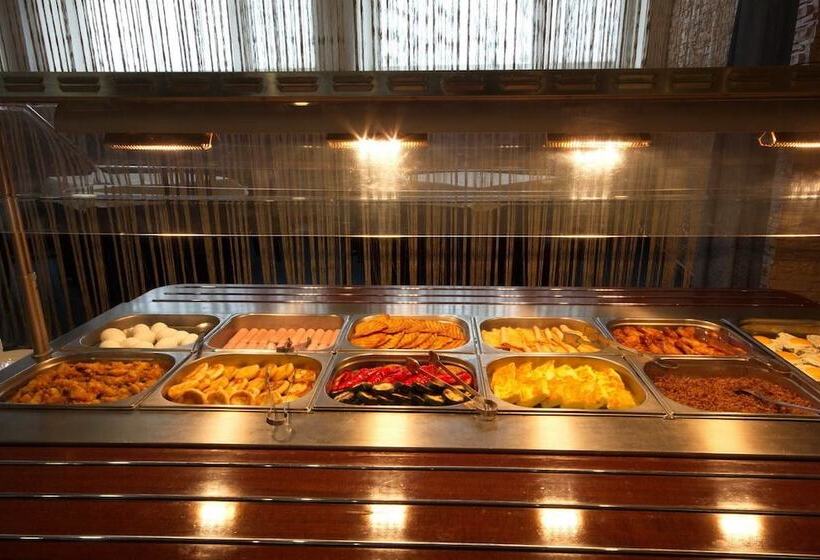 هتل Tourist Minsk