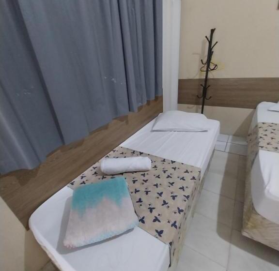 ベッドアンドブレックファースト Aparecida Akuto S Pousada