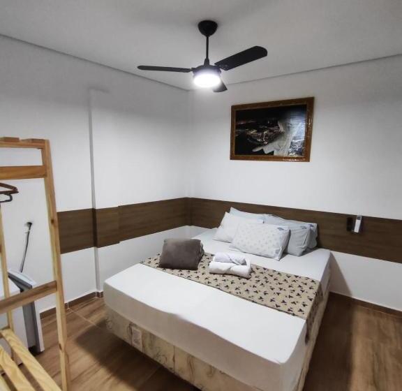 ベッドアンドブレックファースト Aparecida Akuto S Pousada