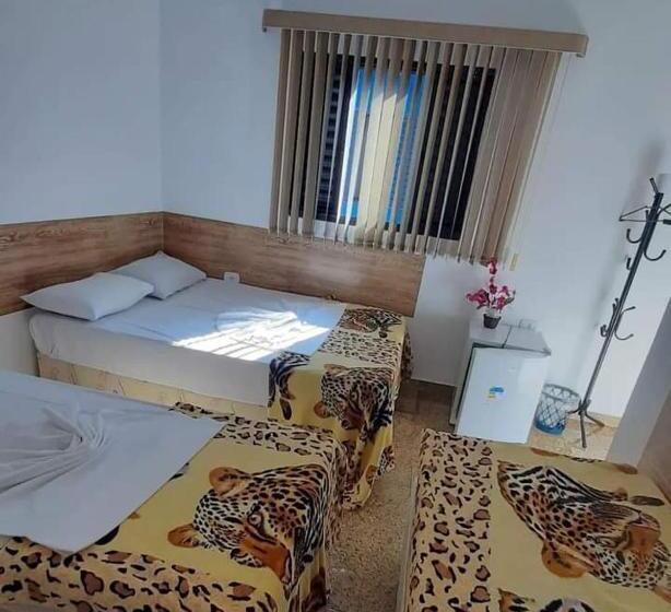 ベッドアンドブレックファースト Aparecida Akuto S Pousada