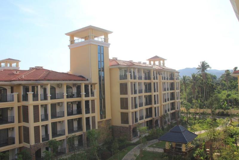 Days Hotel Hainan Xinglong Jinlvju