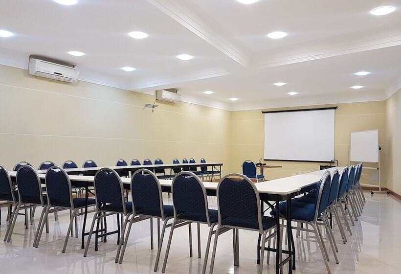 فندق Barbur Center