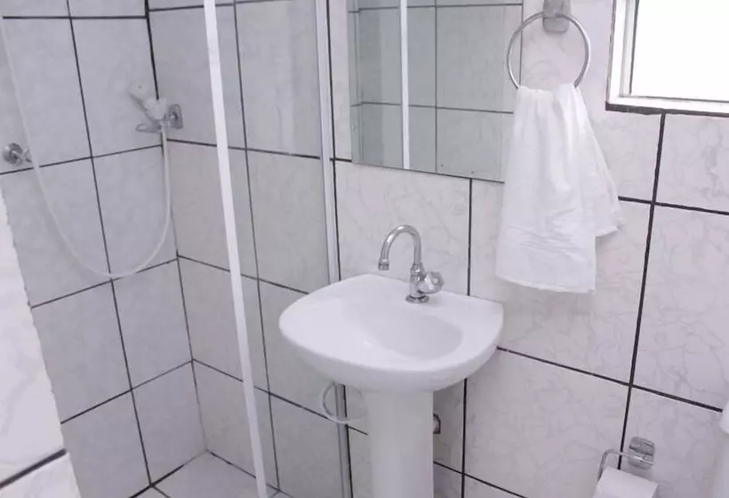 Hotelli Calixtro