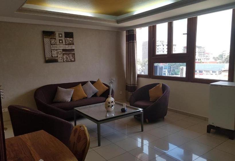 هتل Golden Plazza