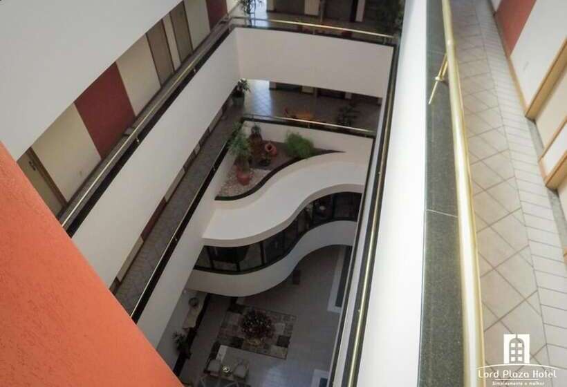 Отель Lord Plaza
