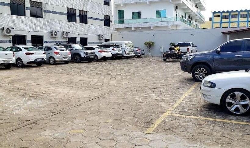 Отель Lord Plaza