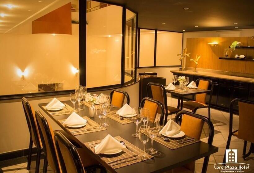 Отель Lord Plaza