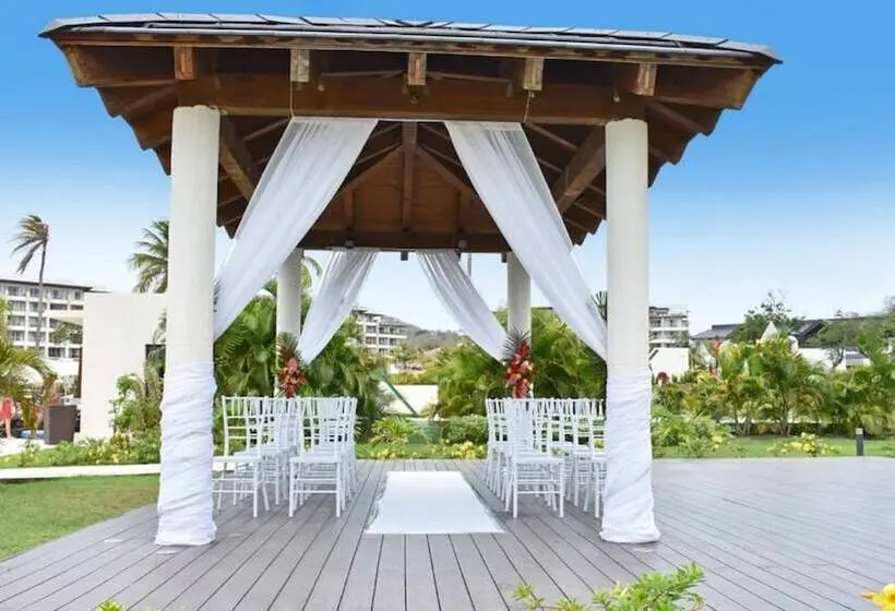 Royalton Hideaway Saint Lucia, An Autograph Collection All-Inclusive Resort - Adults Only
