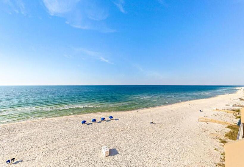 Crystal Shores West 202