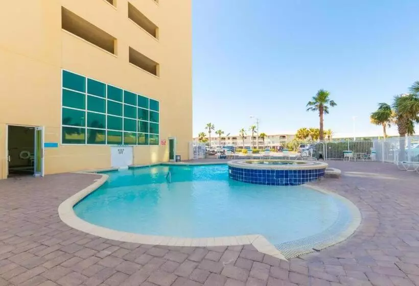 Crystal Shores West 202