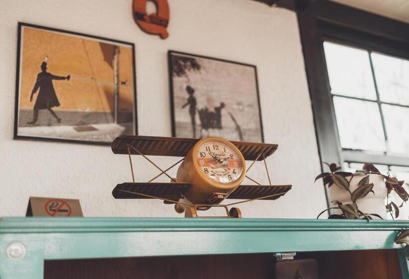 هاستل Q Podgorica Beds,rooms And More