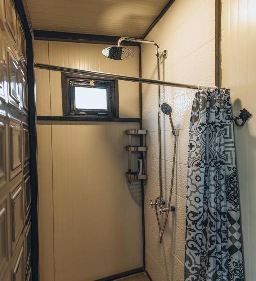 هاستل Q Podgorica Beds,rooms And More