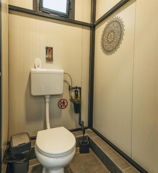 هاستل Q Podgorica Beds,rooms And More