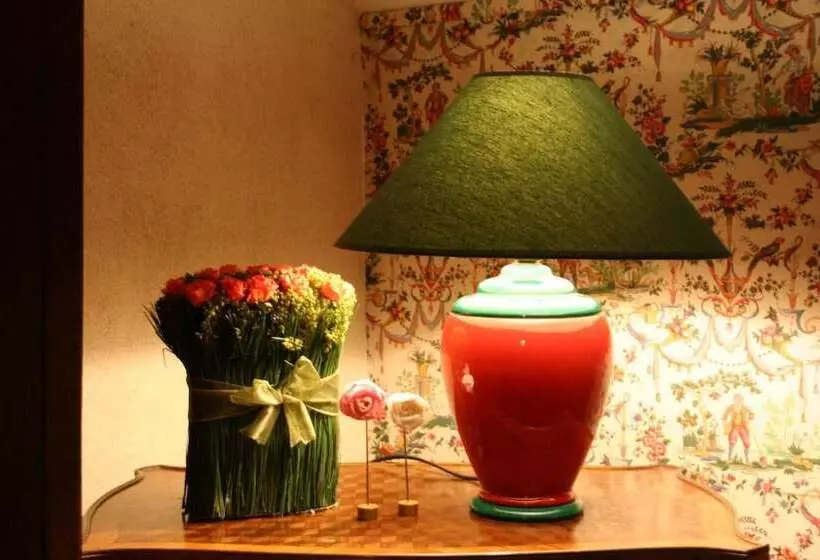 ベッドアンドブレックファースト Manoir De Pommery