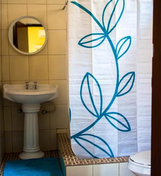 تختخواب و صبحانه The Jam Lodge