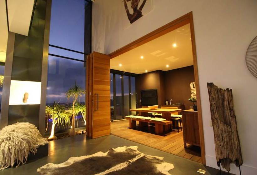 Dolphin Beach Villa