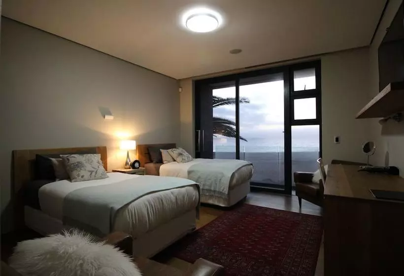 Dolphin Beach Villa
