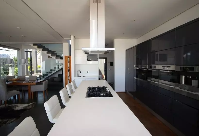 Dolphin Beach Villa
