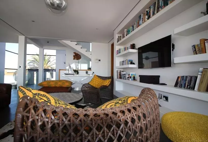 Dolphin Beach Villa