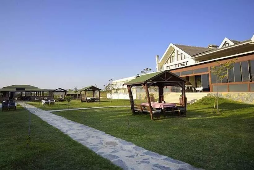 ホテル Garden Silivri
