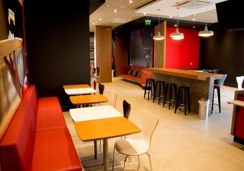 בית מלון כפרי Ibis Aracruz