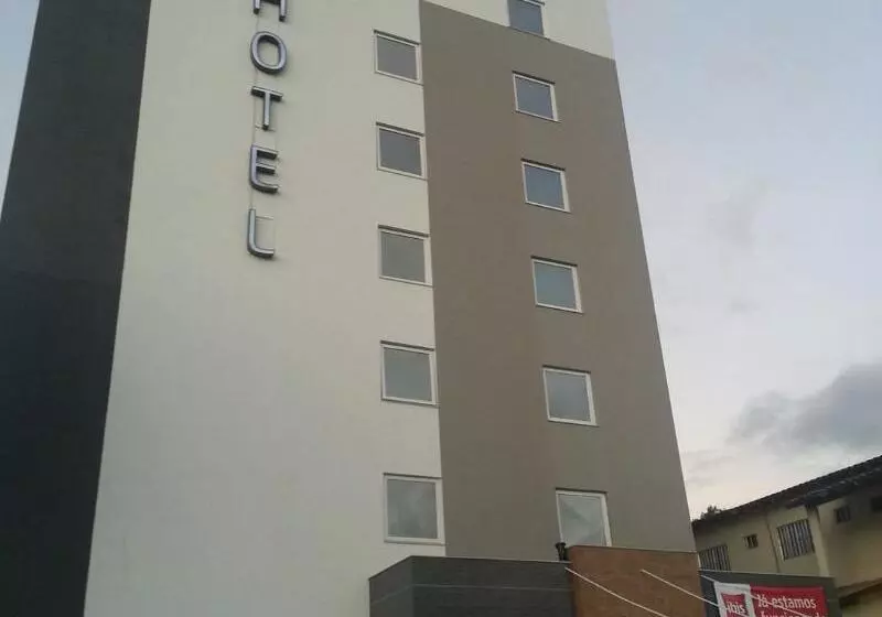 ホテル Ibis Aracruz