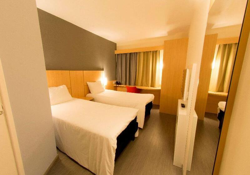 בית מלון כפרי Ibis Aracruz