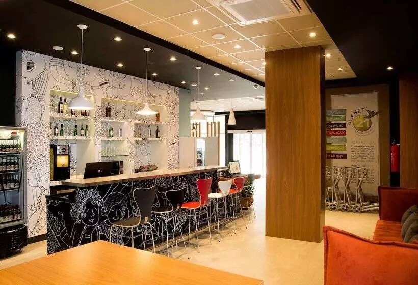 ホテル Ibis Aracruz