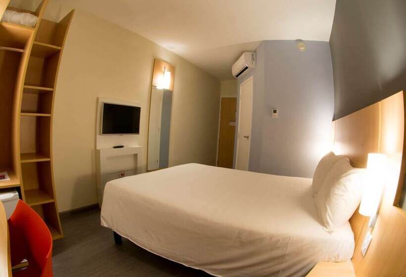 בית מלון כפרי Ibis Aracruz