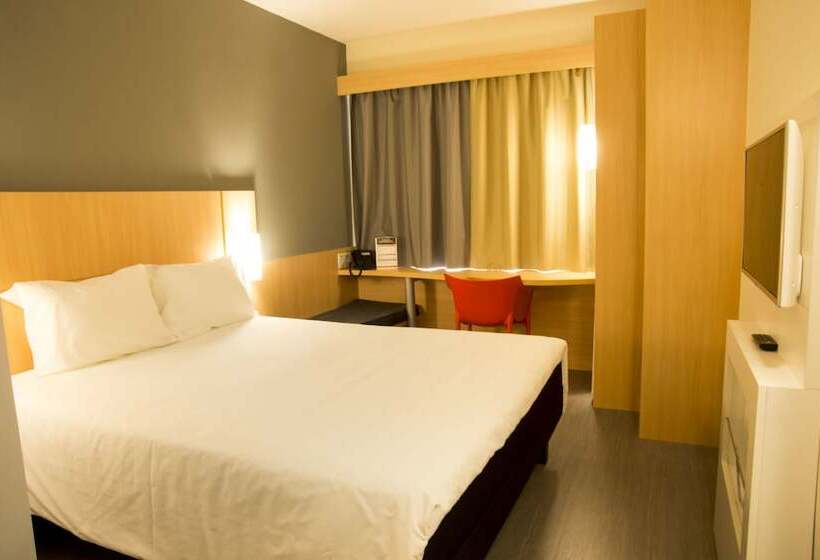 בית מלון כפרי Ibis Aracruz