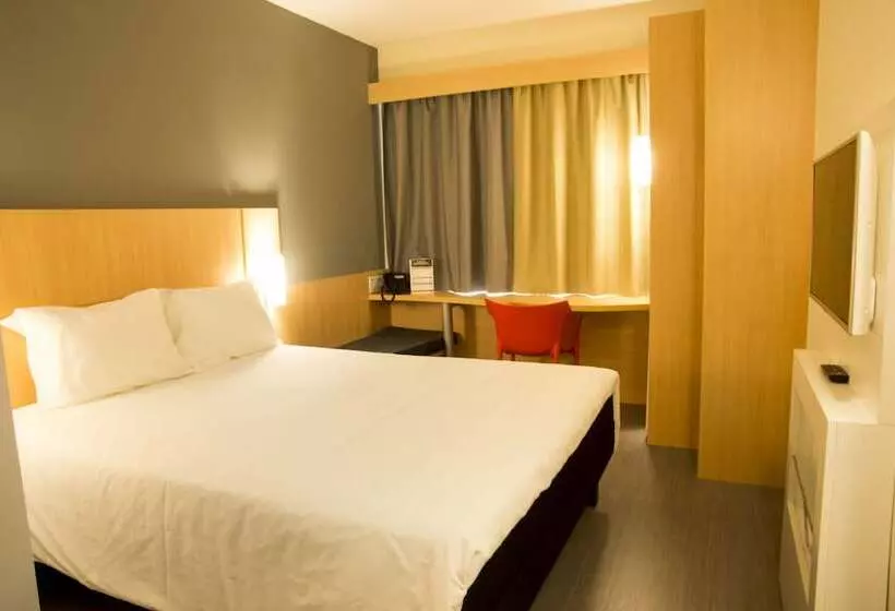 ホテル Ibis Aracruz