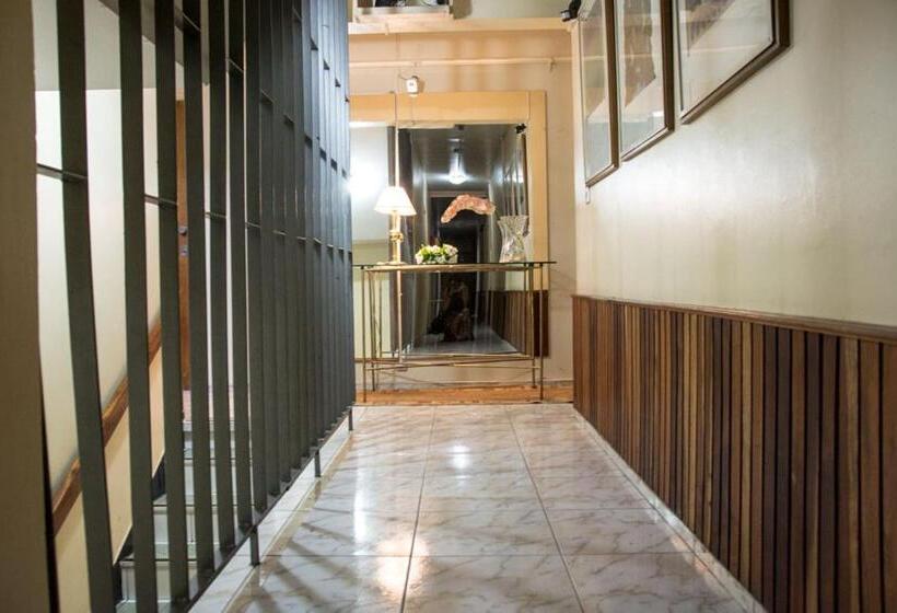 فندق Nuevo Castillo